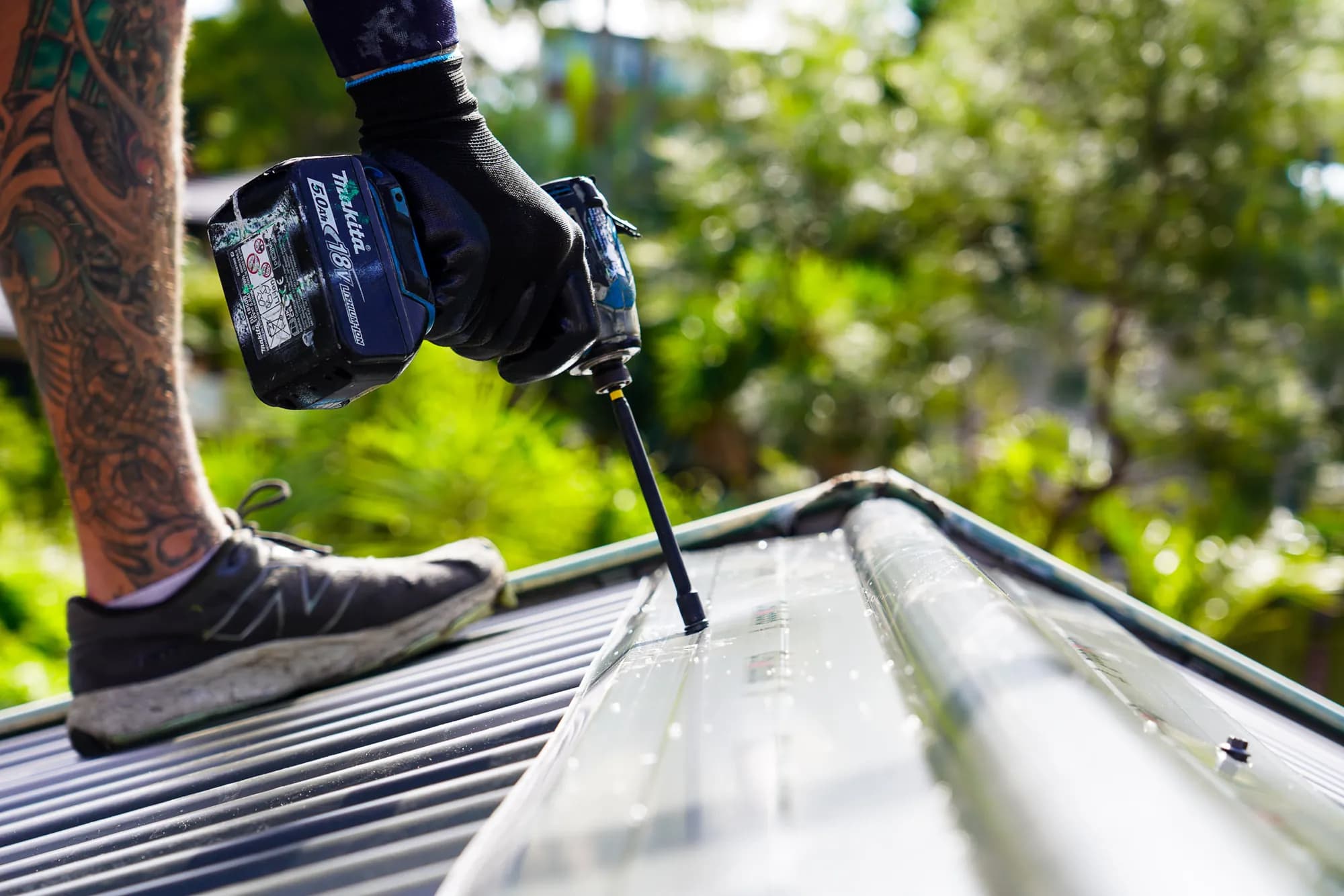 Roof replacement in progress at the Benowa project