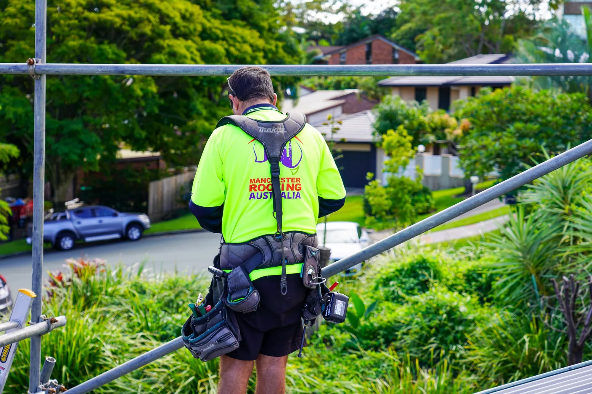 Roof replacement in progress at the Benowa project