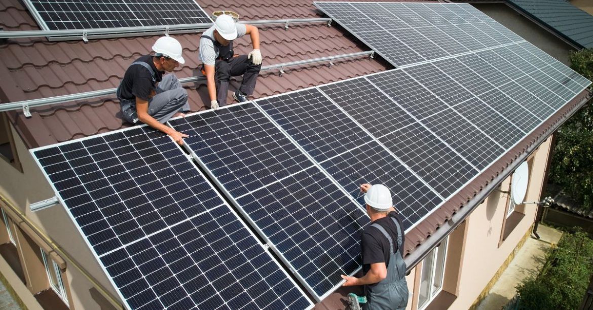 Roof Replacement with Solar Panels: What You Need to Know 8 can you replace a roof with solar panels